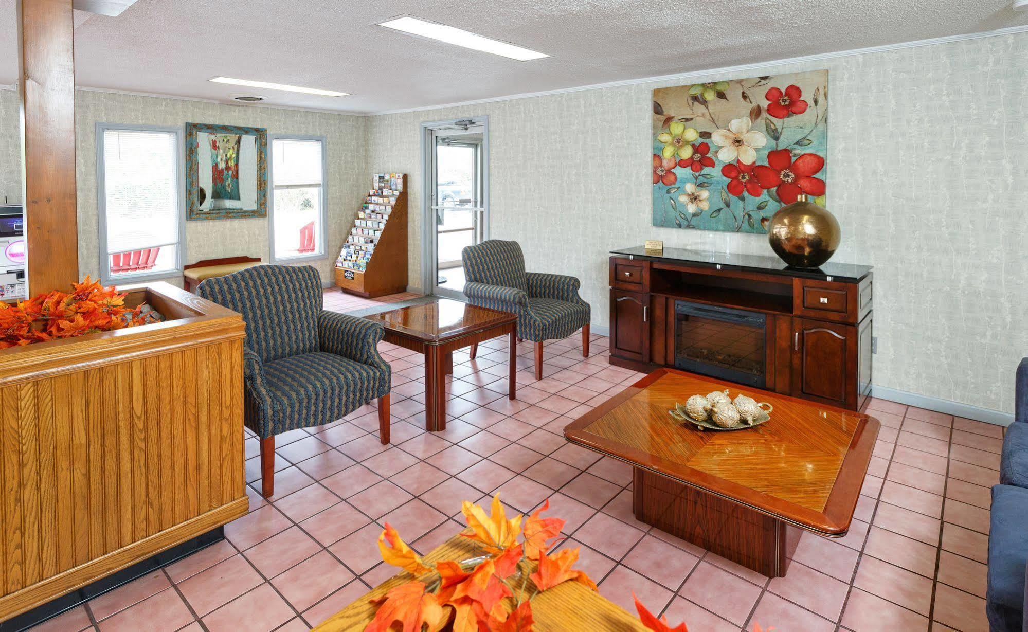Red Carpet Inn - Louisville Ngoại thất bức ảnh