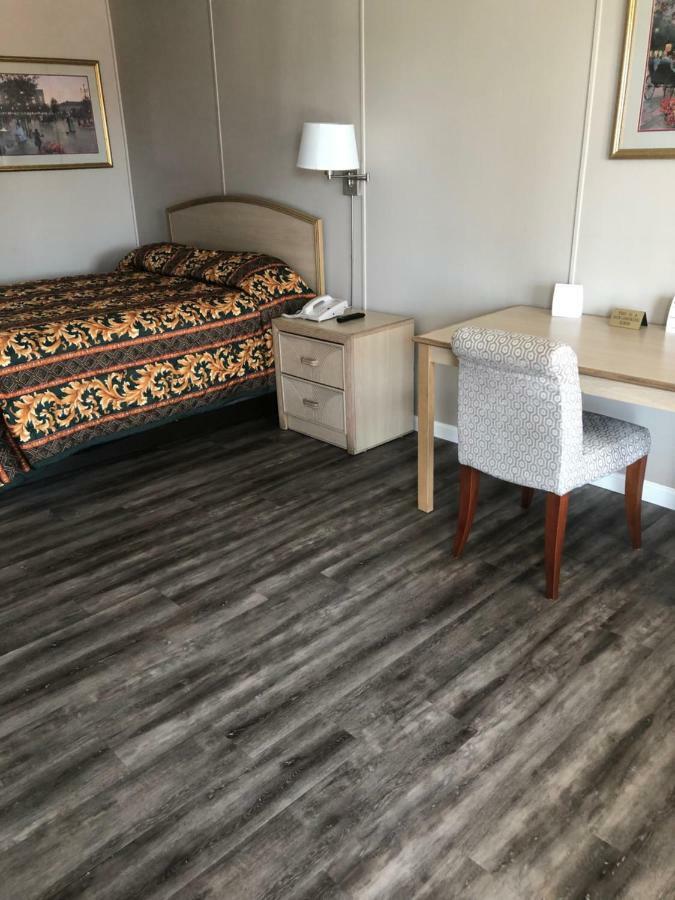Red Carpet Inn - Louisville Ngoại thất bức ảnh